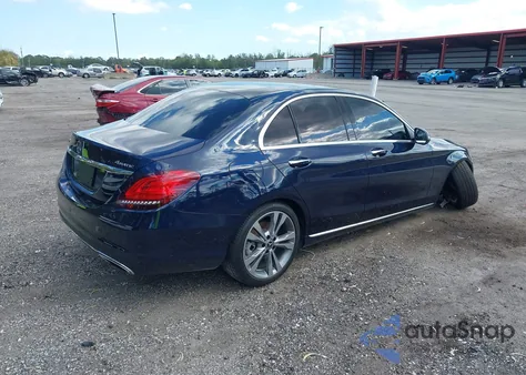 2019 Mercedes-Benz C 300 4Matic z USA, uszkodzony, nr VIN 55SWF8EB2KU304144